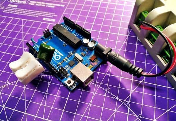 تاریخچه انواع میکروکنترلرهای AVR