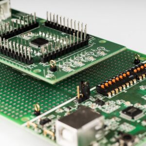 انواع میکروکنترلرهای AVR و کاربردهای آن