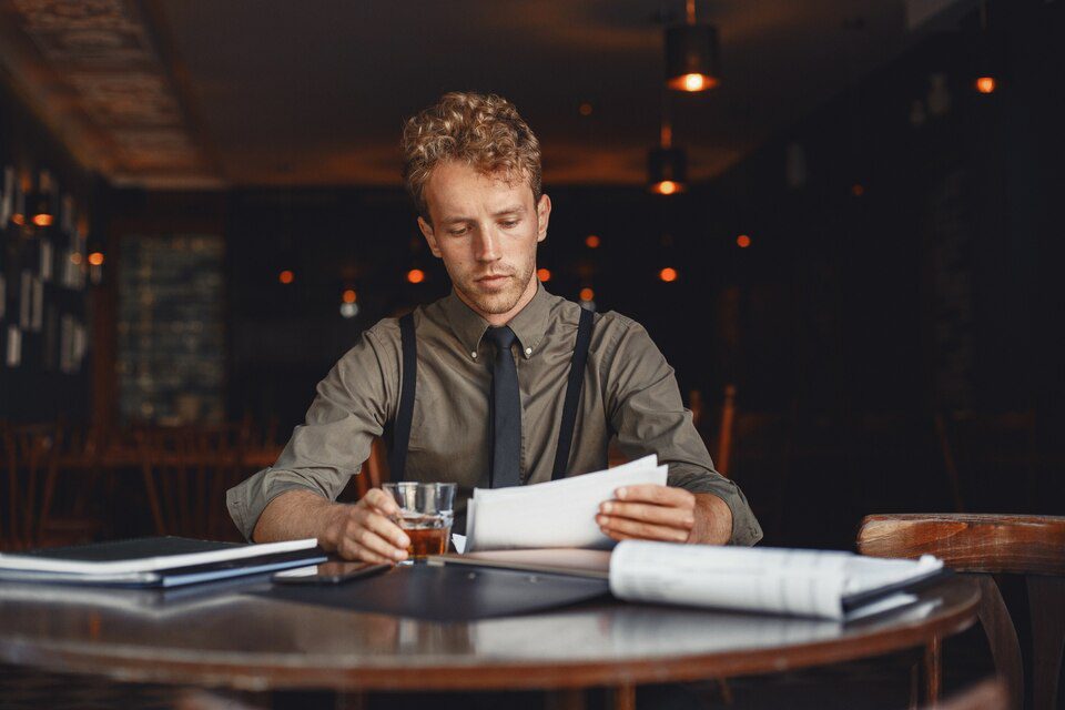تعریف و اهمیت مشارکت در مقاله ISI